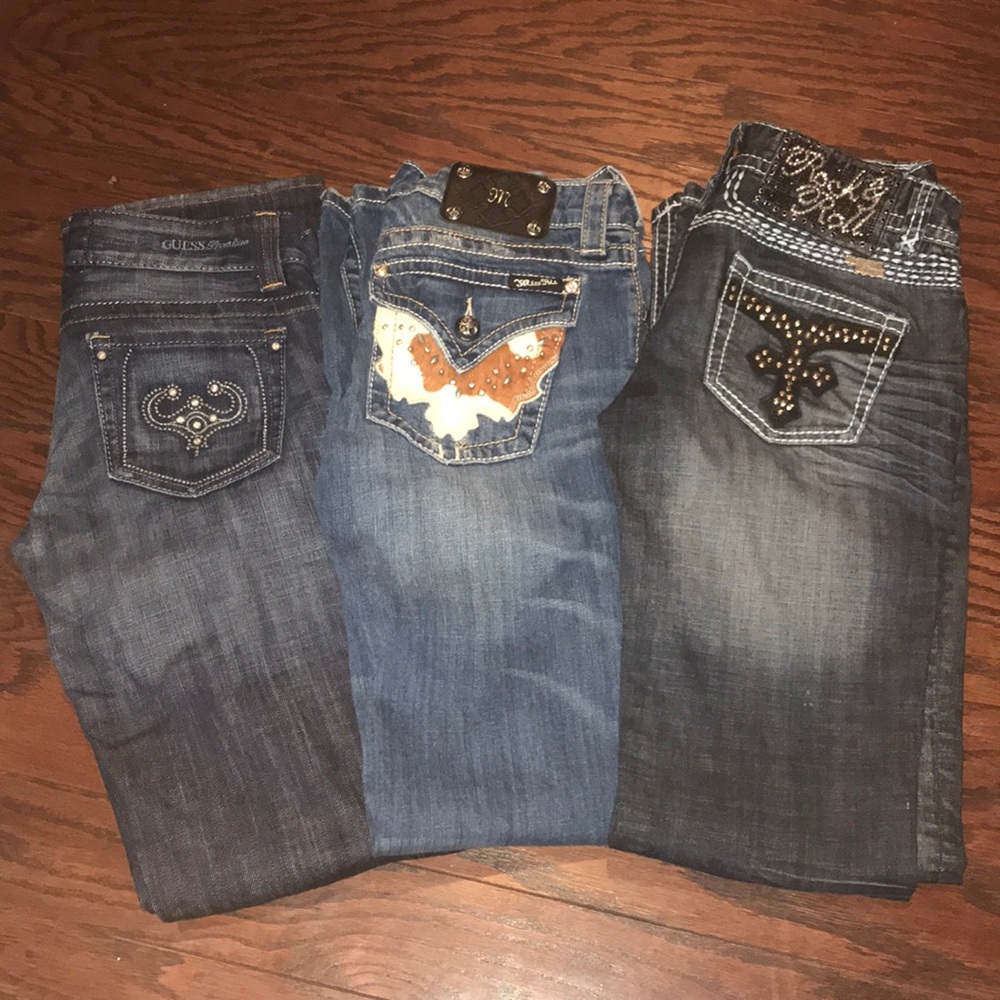 Lot of Blingy Jeans!